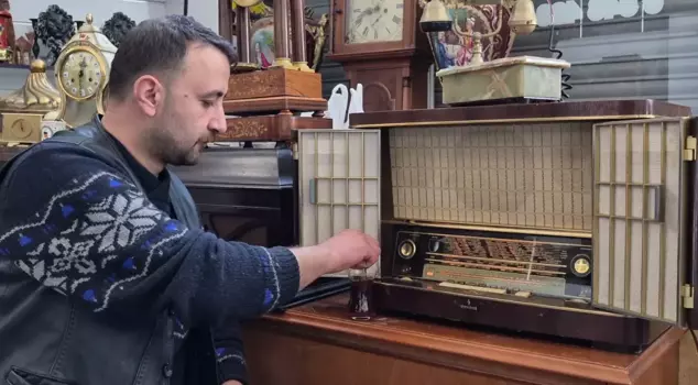 A gift changed his life! He traveled to 60 provinces for it.