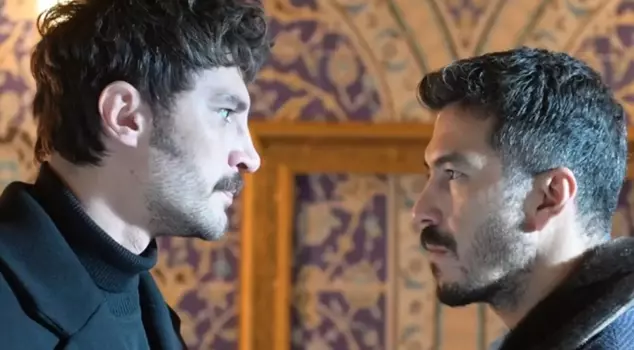 Знаменитый актер положил конец кровной вражде с помощью телефона.