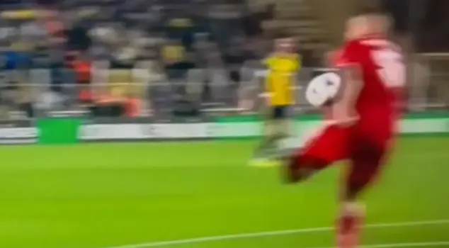 Fenerbahçe's penalty against Nottingham Forest went to waste.