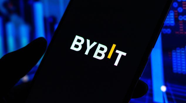 لا يستمعون إلى الحظر: تواصل Bybit برنامج الإحالة مع الظواهر التركية.