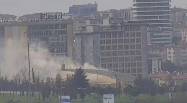 تم إخماد الحريق الذي اندلع في مركز شرطة مرتر.