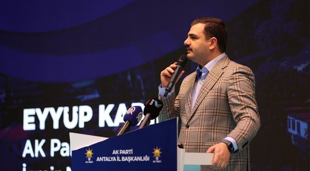 أمين عام حزب العدالة والتنمية إينان هاجم المعارضة: لن تتمكنوا من إعادة تلك الأيام.