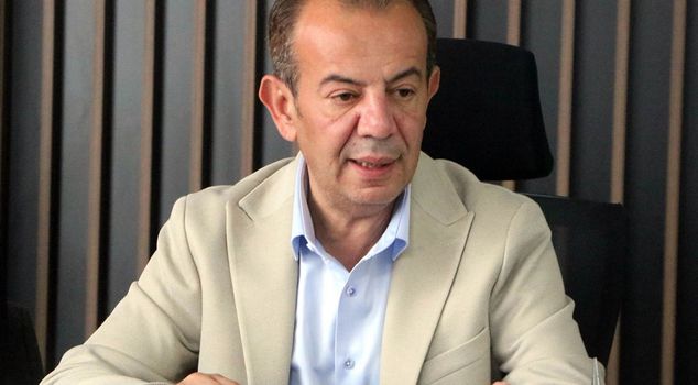 Запрос на арест мэра Болу Таню Özcan.