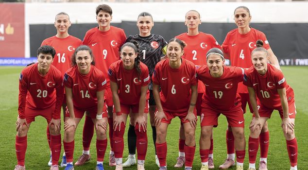 المنتخب الوطني النسائي لكرة القدم لم يمنح مالطا أي فرصة.