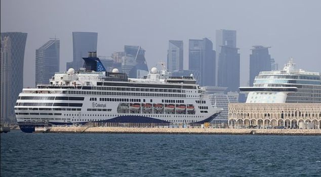 Thousands of passengers are stranded on ships in the Strait of Hormuz due to the Iranian blockade.