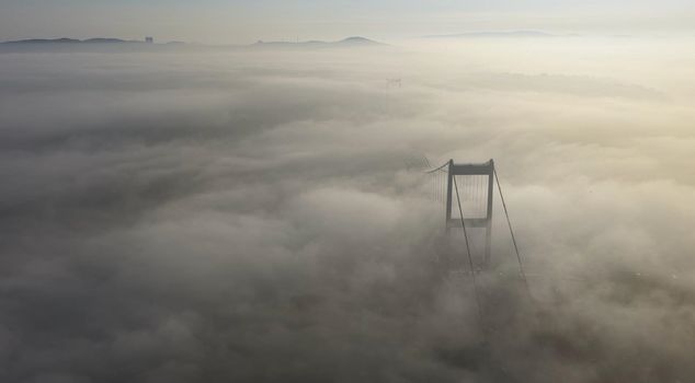 Fog was effective in Istanbul: The Fatih Sultan Mehmet Bridge became invisible.