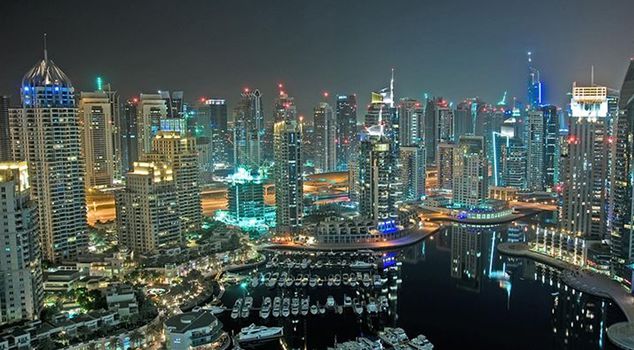 The shadow of war has also fallen on the city of luxury! The real estate market has crashed.