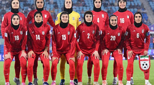 أستراليا منحت حق اللجوء لخمس لاعبات من المنتخب الإيراني النسائي لكرة القدم.