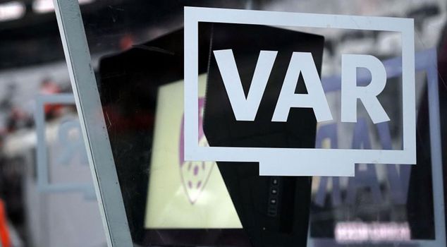 اقتراح تاريخي من TFF لأندية الدوري الممتاز: يمكنهم الآن دخول غرفة VAR