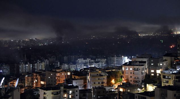 Israel is striking Beirut every evening! Intense explosions on live broadcast.