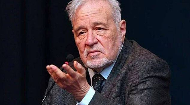 Prof. Dr. İlber Ortaylı's treatment continues in intensive care.