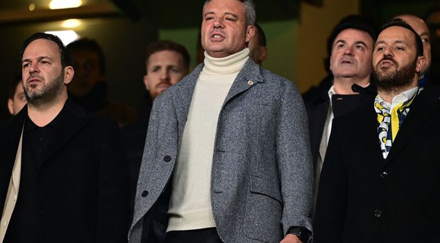 Звонят колокола для них! Садеттин Саран пригласил на встречу два имени.