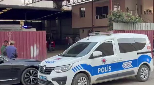 В Хатае рабочий погиб в результате взрыва шины, которую он накачивал.