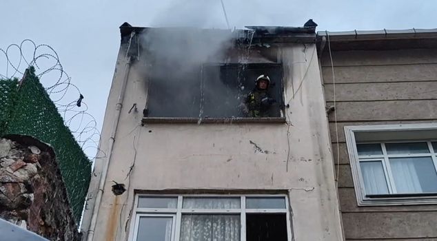 В Стамбуле произошел пожар в трехэтажном здании: 1 погибший, 7 раненых.