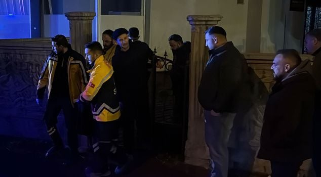 قتل الطفل البالغ من العمر 15 عامًا والده وأخاه وأصاب جدته.