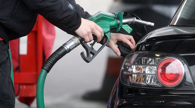 زعيم حزب السعادة أريكان: يجب على الحكومة خفض نسبة ضريبة القيمة المضافة على الوقود إلى 1٪