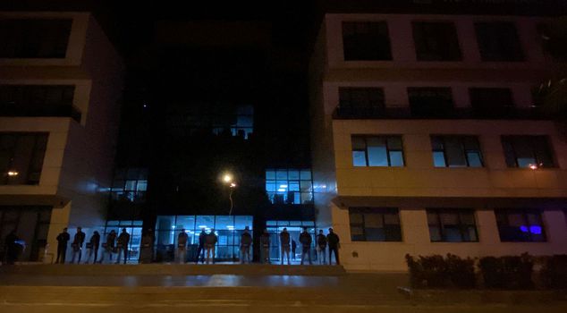 Operation at Marmaris Municipality, affiliated with the CHP, at midnight.
