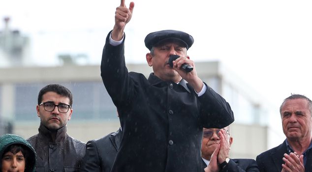 An investigation has been launched against CHP Chairman Özgür Özel for insulting the President.