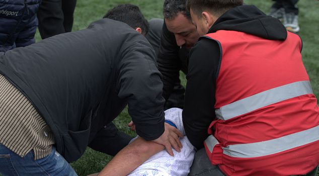They couldn't continue the game when they were saddened by their teammates who choked.