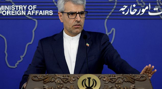 إيران: الادعاء بأن المفاوضات تجري مباشرة مع الولايات المتحدة غير صحيح