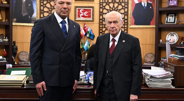 Özgür Bayraktar was appointed to replace İzzet Ulvi Yönter in the MHP.