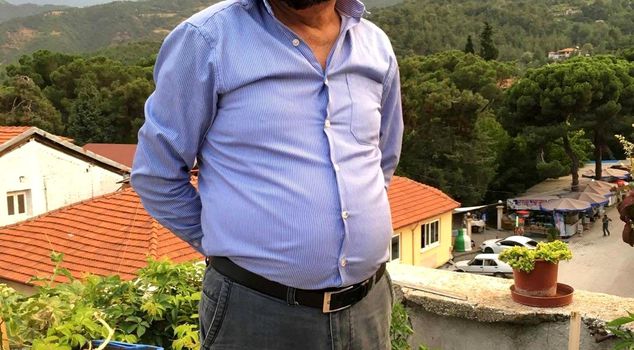 A tradesman was found dead in the kitchen of his house in Buldan, Denizli.