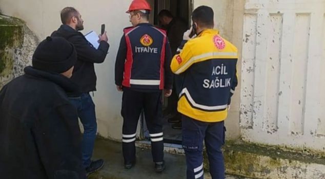 تم العثور على جثة رجل في مرحاض النساء بالمسجد.