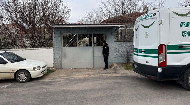 In Kırıkkale, two brothers killed their father, whom they were arguing with, using a knife and a machete.