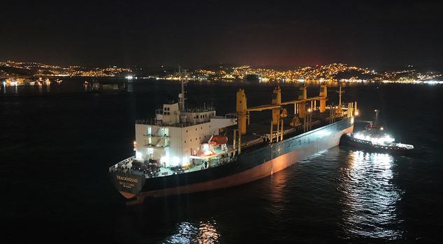 Ship malfunction in the Istanbul Strait; traffic suspended in both directions.