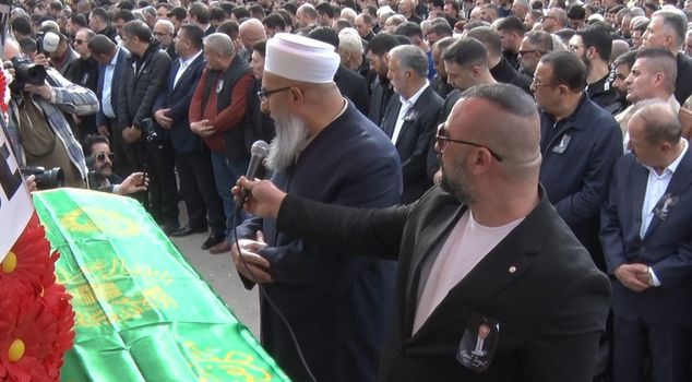 تم وداع أحمد تورغوت المعروف بلقب 
