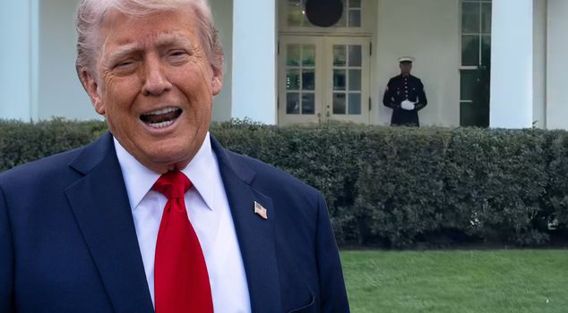 После слухов о госпитализации Трампа все обсуждают это видео.