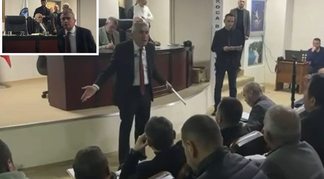 توتر في مجلس بلدية دوزجة: رئيس حزب الشعب الجمهوري هاجم الصحفيين.