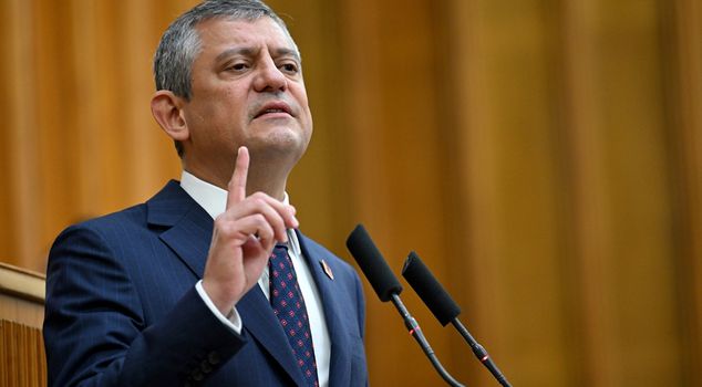 CHP leader Özgür Özel stood by the arrested president: We are proud of him.