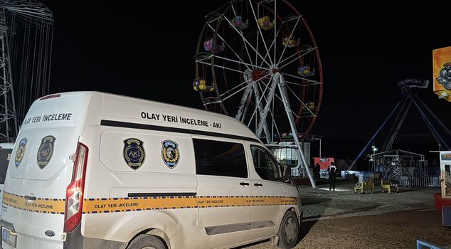 A person who fell from a ride at the amusement park in Edirne died.