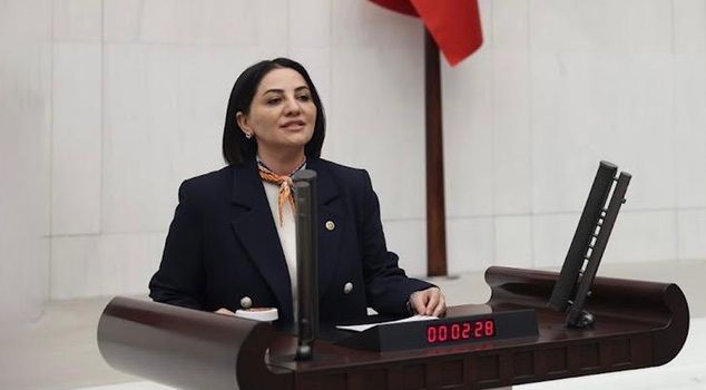 نائب حزب العدالة والتنمية شنجول كارصلي يرد بقوة على المعارضة: من يبحث عن العيب عليه أن ينظر إلى ماضيه.