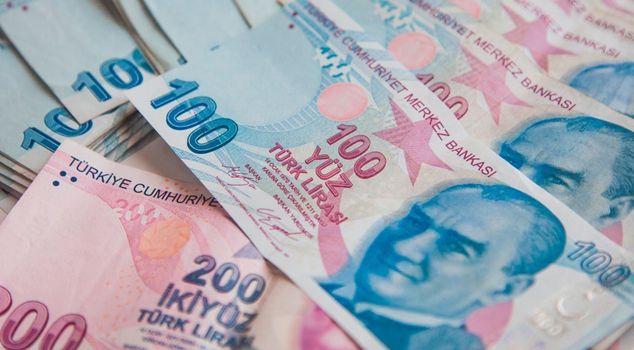 فرحة تخفيض أسعار الوقود لم تدم طويلاً! زيادة جديدة قادمة