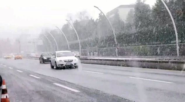 It snowed heavily in Ankara.