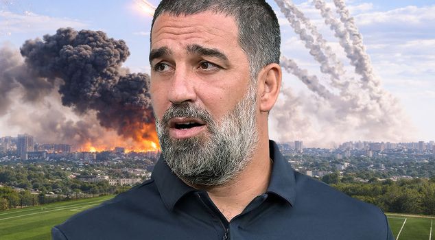Air raid alarm during Arda Turan's match! The game has been stopped.