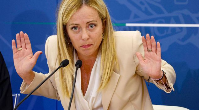 Meloni broke her silence once and for all! The reaction that shocked Trump.