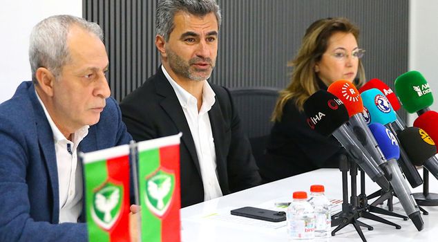 Amedspor President Nahit Eren lights the Super League fire.