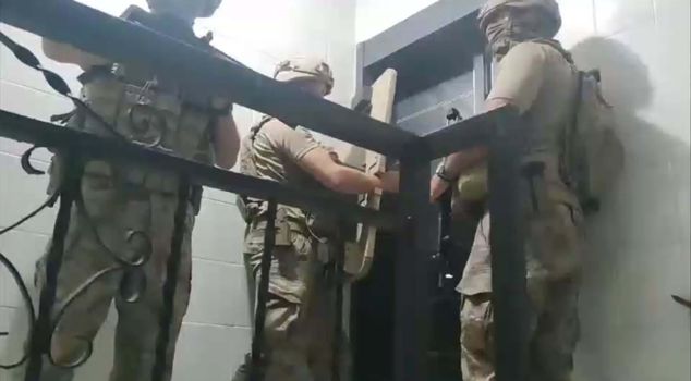 30 detentions related to school attack posts in Izmir.