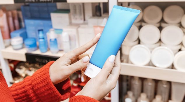 Investigation by the Competition Authority into Hobby Cosmetics.