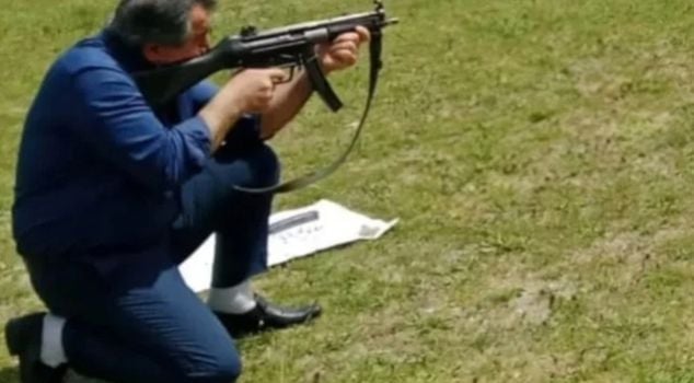 Armed post from the district national education director! Removed after backlash.