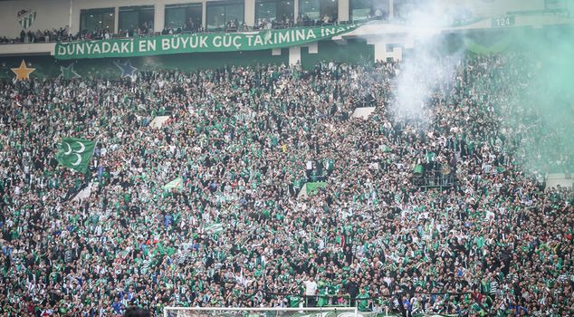 بورصا سبور، الذي أصبح بطلاً في دوري الدرجة الثانية، تفوق حتى على عمالقة الدوري الممتاز