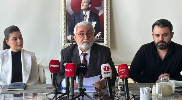 Председатель районного отделения CHP в Шехиткамиле Хуршит Йылдырым ушел в отставку, выступив с резкими заявлениями.