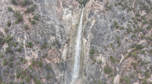 The dried-up waterfall in Tokat has come back to life