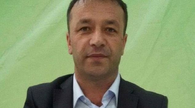 A mukhtar who suffered a heart attack while driving in Samsun lost his life