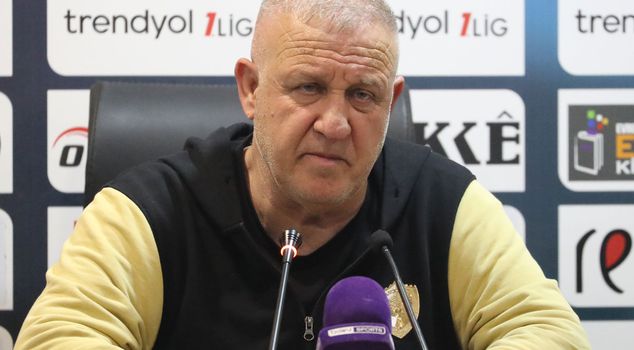 Амедспор расстался с Месутом Баккалом