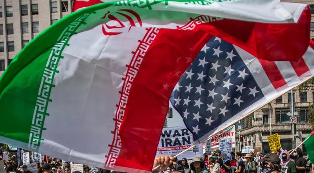 Стол переговоров между США и Ираном еще не перевернут! Сообщение, вселяющее надежду миллионам