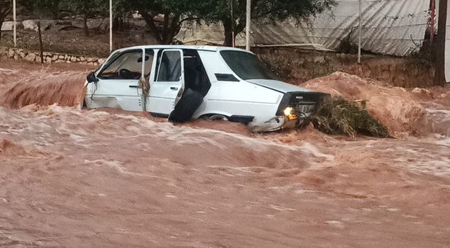 Flood hit the Kozan district of Adana